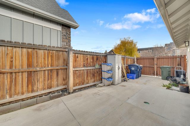 20874 Covey Court, Bend, OR 97701