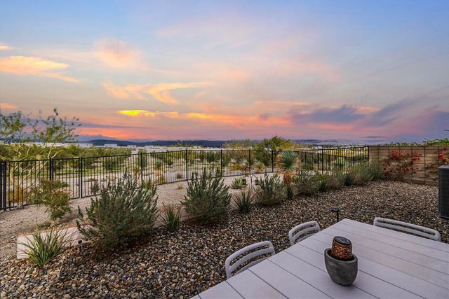 484 Fountain Drive, Palm Springs, CA 92262