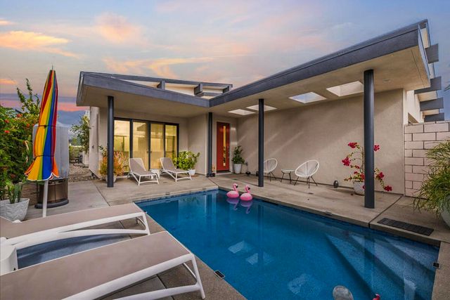 484 Fountain Drive, Palm Springs, CA 92262