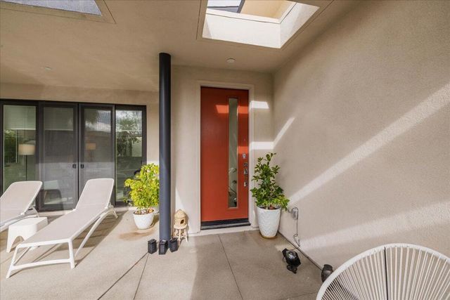 484 Fountain Drive, Palm Springs, CA 92262