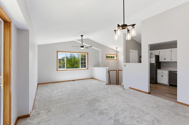 6184 151st Street N, Hugo, MN 55038