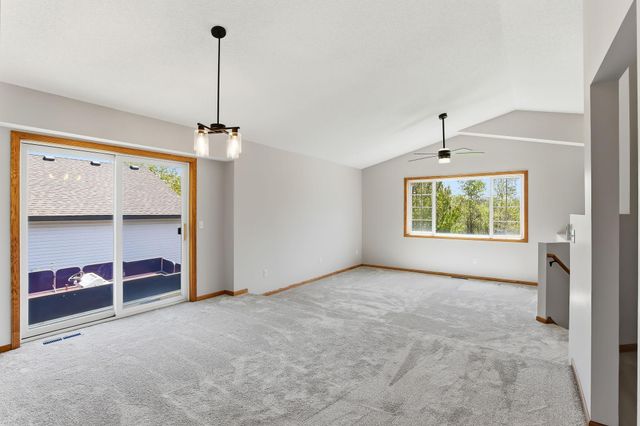6184 151st Street N, Hugo, MN 55038