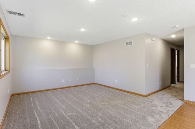 6184 151st Street N, Hugo, MN 55038