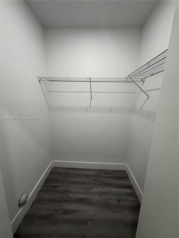 853 E 24th St 305, Hialeah, FL 33013