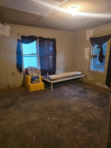 1303 Wesley Street, Greenville, TX 75401