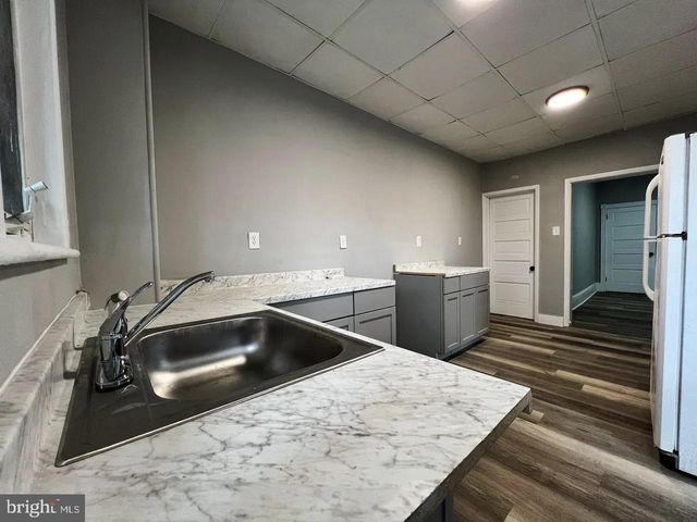 1502 W NORWEGIAN ST, Pottsville, PA 17901