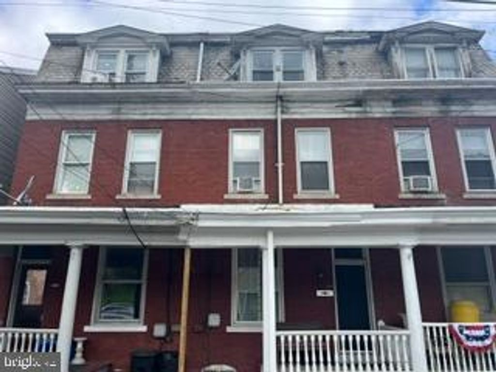 1502 W NORWEGIAN ST, Pottsville, PA 17901