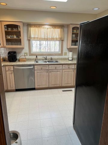 N2594 Oak Ridge Road, Brodhead, WI 53520