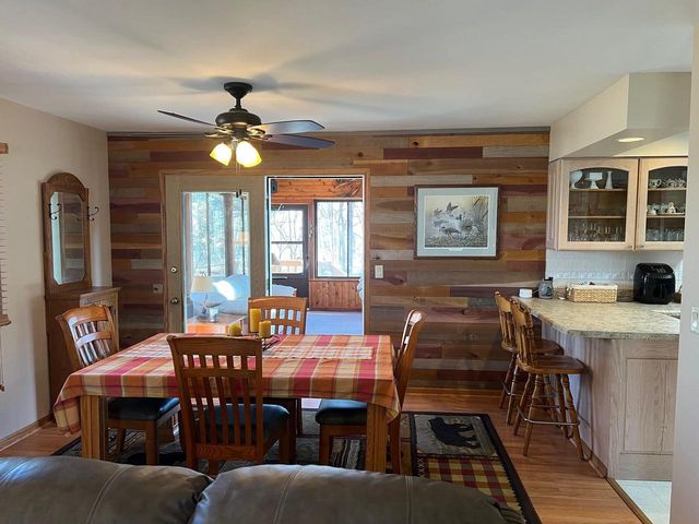 N2594 Oak Ridge Road, Brodhead, WI 53520