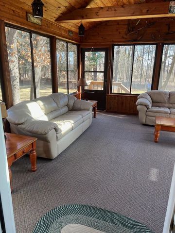 N2594 Oak Ridge Road, Brodhead, WI 53520