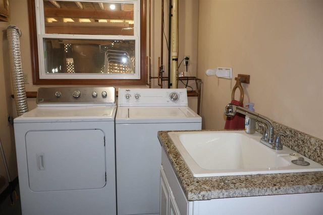 N2594 Oak Ridge Road, Brodhead, WI 53520