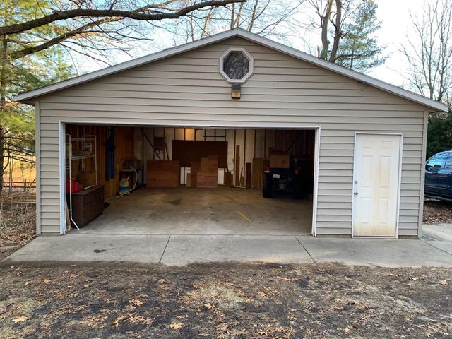 N2594 Oak Ridge Road, Brodhead, WI 53520