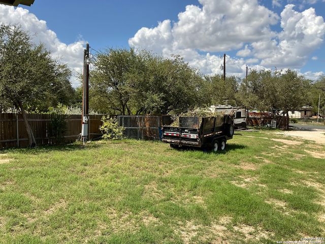 11916 GRAPEVINE ST, San Antonio, TX 78245