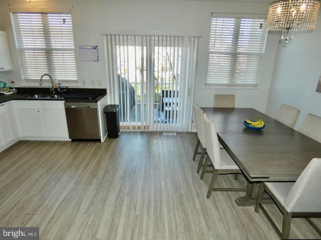 15 WICKLOW RD, Bear, DE 19701