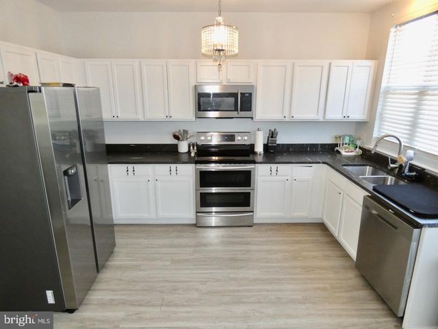 15 WICKLOW RD, Bear, DE 19701