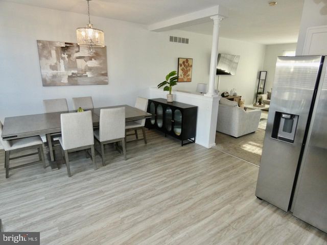 15 WICKLOW RD, Bear, DE 19701