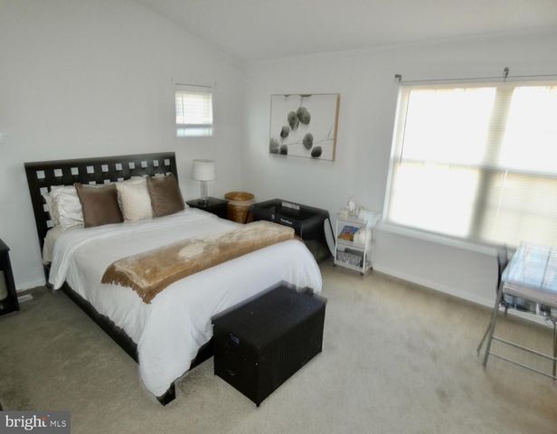 15 WICKLOW RD, Bear, DE 19701