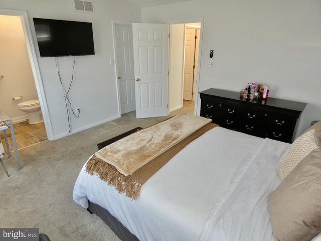 15 WICKLOW RD, Bear, DE 19701