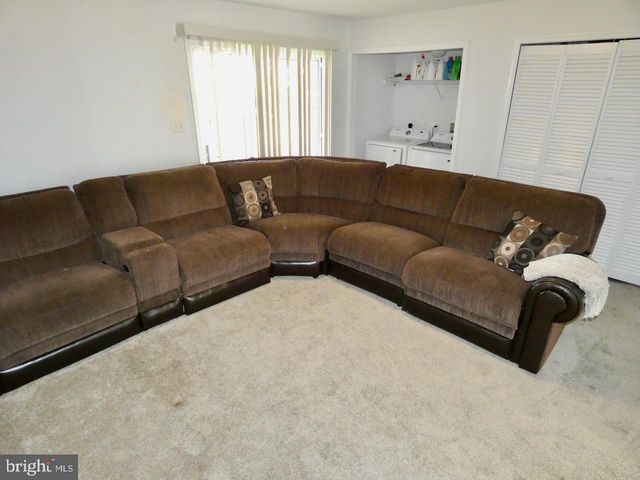 15 WICKLOW RD, Bear, DE 19701