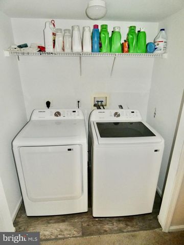 15 WICKLOW RD, Bear, DE 19701