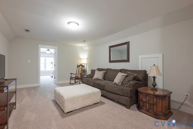 6446 Chestnut Church Rd, Mechanicsville, VA 23116