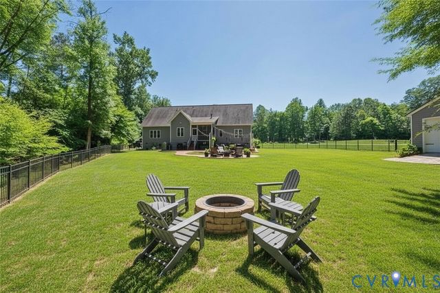 6446 Chestnut Church Rd, Mechanicsville, VA 23116
