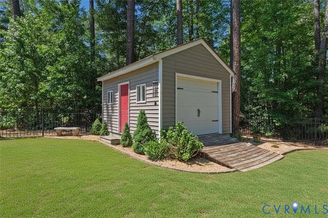 6446 Chestnut Church Rd, Mechanicsville, VA 23116