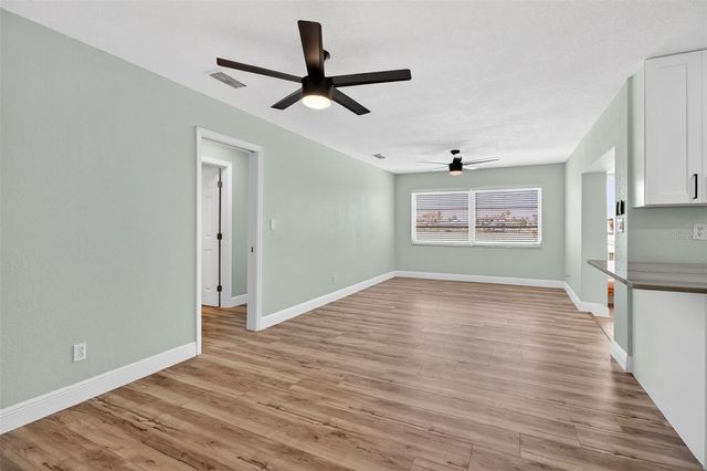 7957 10TH AVENUE S, St Petersburg, FL 33707