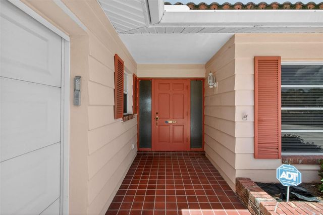 7957 10TH AVENUE S, St Petersburg, FL 33707