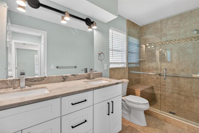 7957 10TH AVENUE S, St Petersburg, FL 33707