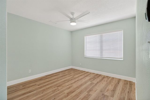 7957 10TH AVENUE S, St Petersburg, FL 33707