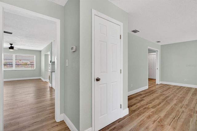 7957 10TH AVENUE S, St Petersburg, FL 33707