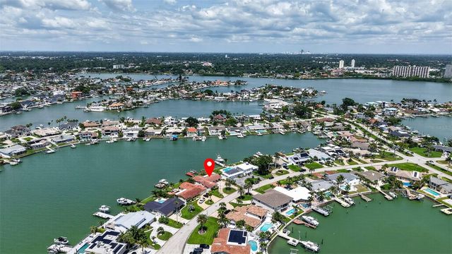 7957 10TH AVENUE S, St Petersburg, FL 33707