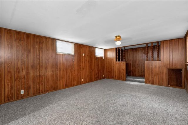 8301 E 111th Terrace, Kansas City, MO 64134