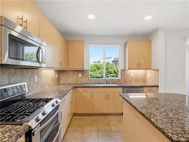 1 Vantis Drive, Aliso Viejo, CA 92656