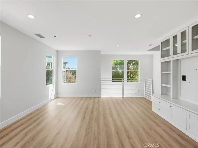 1 Vantis Drive, Aliso Viejo, CA 92656