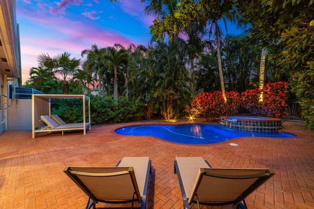 730 Cable Beach Lane, North Palm Beach, FL 33410