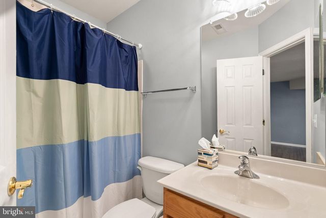 21776 LADYSLIPPER SQ, Ashburn, VA 20147