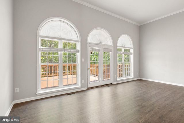 21776 LADYSLIPPER SQ, Ashburn, VA 20147