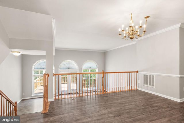 21776 LADYSLIPPER SQ, Ashburn, VA 20147
