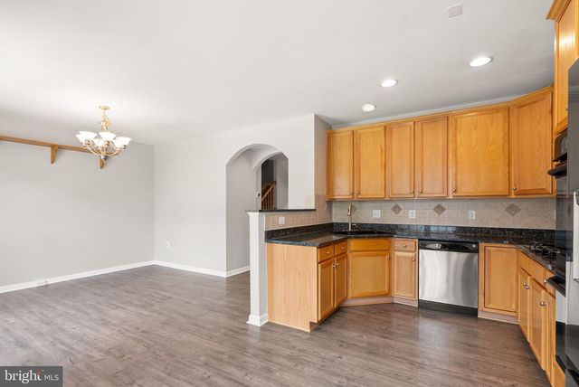 21776 LADYSLIPPER SQ, Ashburn, VA 20147