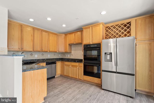 21776 LADYSLIPPER SQ, Ashburn, VA 20147