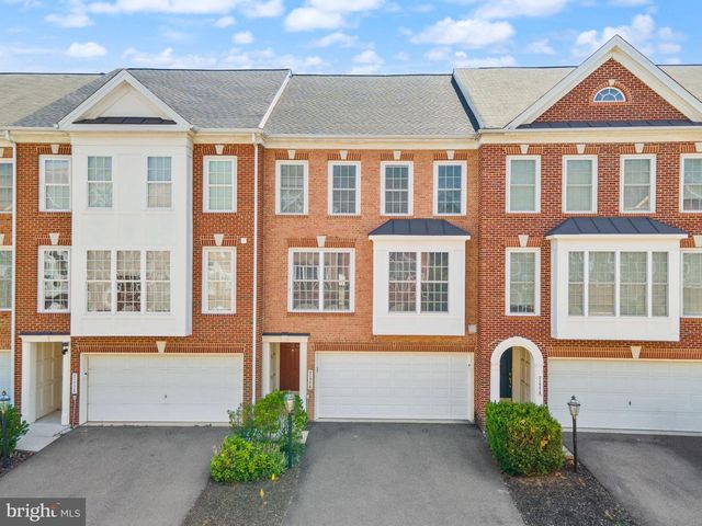 21776 LADYSLIPPER SQ, Ashburn, VA 20147