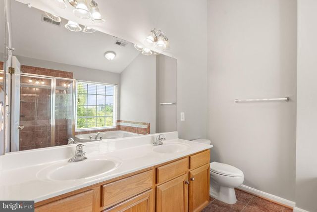 21776 LADYSLIPPER SQ, Ashburn, VA 20147