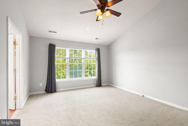 21776 LADYSLIPPER SQ, Ashburn, VA 20147