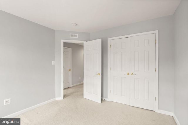 21776 LADYSLIPPER SQ, Ashburn, VA 20147