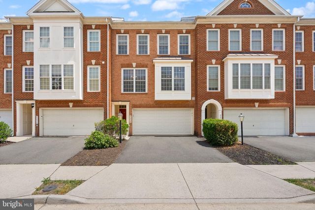 21776 LADYSLIPPER SQ, Ashburn, VA 20147