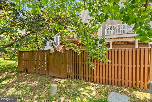 21776 LADYSLIPPER SQ, Ashburn, VA 20147