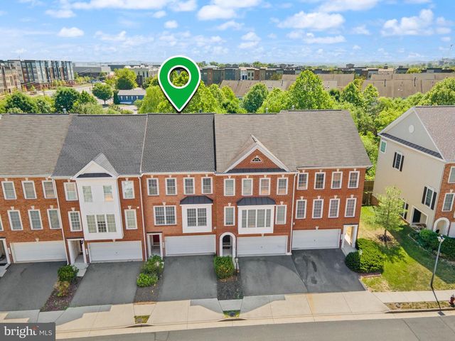 21776 LADYSLIPPER SQ, Ashburn, VA 20147