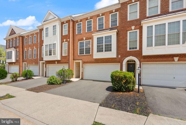 21776 LADYSLIPPER SQ, Ashburn, VA 20147